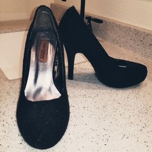 Meet your Posher, Patricia